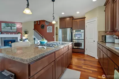 12120 178th Avenue E, Bonney Lake, WA 98391 - Photo 6