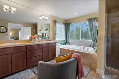 12120 178th Avenue E, Bonney Lake, WA 98391 - Photo 14