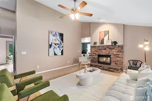 19205 124th Ave SE, Kent, WA 98031 - Photo 8