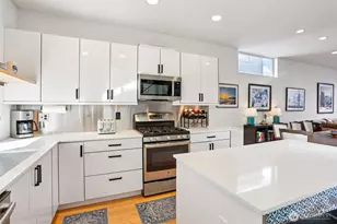 3412 22nd Ave W, Seattle, WA 98199 - Photo 10