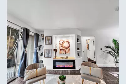 4813 180th Street SW #C202, Lynnwood, WA 98037 - Photo 4