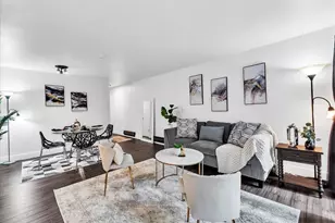 4813 180th St SW, Lynnwood, WA 98037 - Photo 2