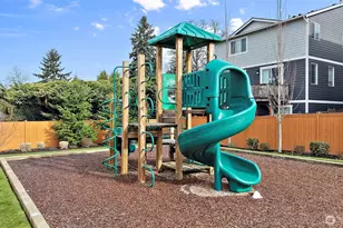 9612 S 201st Pl, Kent, WA 98031 - Photo 36