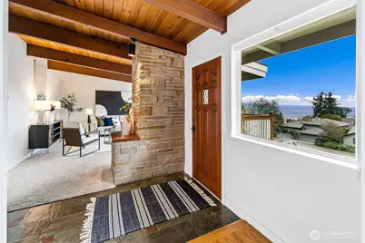 12108 Marine View Drive SW, Burien, WA 98146 - Photo 4