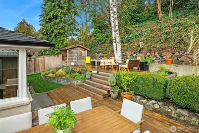 3516 31st Avenue W, Seattle, WA 98199 - Photo 20
