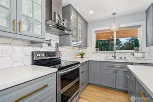 1901 SW 170th St, Normandy Park, WA 98166 - Photo 14