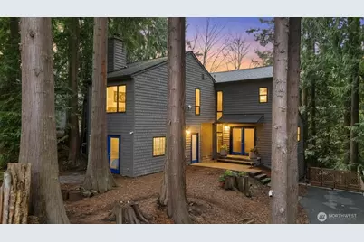 9238 50th Place W, Mukilteo, WA 98275 - Photo 2