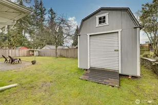 21801 52nd Ave W, Mountlake Terrace, WA 98043 - Photo 24