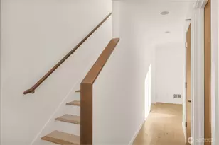 208 16th Ave, Seattle, WA 98122 - Photo 4