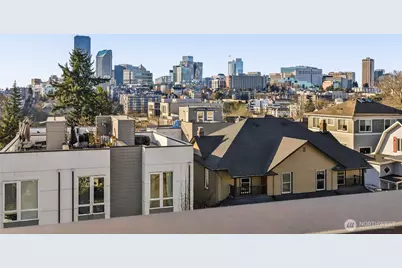 208 16th Avenue #A, Seattle, WA 98122 - Photo 22
