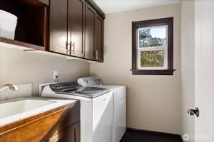 1403 Dakota Ave, Anacortes, WA 98221 - Photo 32