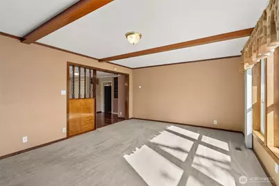 319 E Union Street, Centralia, WA 98531 - Photo 6