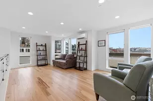 408 Aloha St, Seattle, WA 98109 - Photo 12