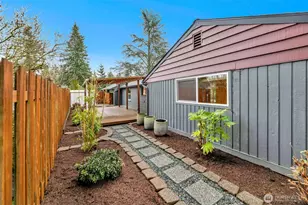 5703 230th St SW, Mountlake Terrace, WA 98043 - Photo 22