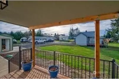 1331 Dolan Street, Raymond, WA 98577 - Photo 8