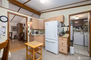 2414 Vista Ln, Anacortes, WA 98221 - Photo 14