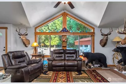 129 Cougar Drive, Packwood, WA 98361 - Photo 4