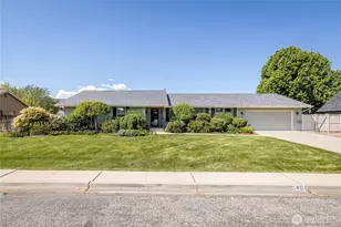 1484 Elmwood St, Wenatchee, WA 98801 - Photo 2