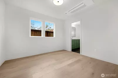 1412 N 47th Street #A, Seattle, WA 98103 - Photo 8