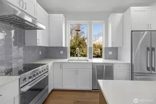 1412 N 47th St, Seattle, WA 98103 - Photo 18