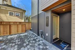 1412 N 47th St, Seattle, WA 98103 - Photo 2