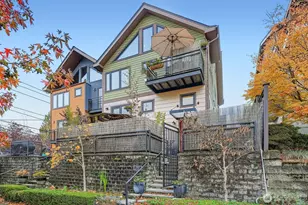 1502 44th Ave SW, Seattle, WA 98116 - Photo 2