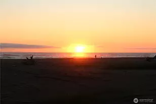 577 Sand Dune Ave SW, Ocean Shores, WA 98569 - Photo 36