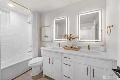 910 15th Avenue #B, Seattle, WA 98122 - Photo 20