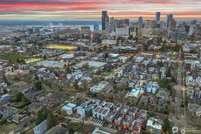 910 15th Avenue #B, Seattle, WA 98122 - Photo 2