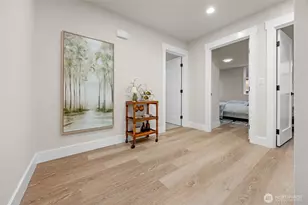 910 15th Ave, Seattle, WA 98122 - Photo 18