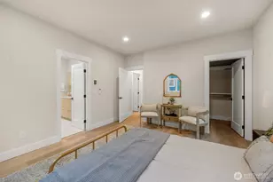 910 15th Ave, Seattle, WA 98122 - Photo 24