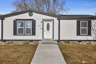 205 Priest Rapids Dr, Mattawa, WA 99349 - Photo 4