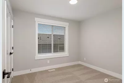 7560 S 130th Place, Seattle, WA 98178 - Photo 14