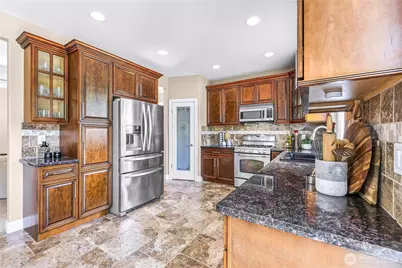 7911 Oregon Trail, Maple Falls, WA 98266 - Photo 6