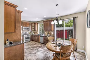 7911 Oregon Trail, Maple Falls, WA 98266 - Photo 8