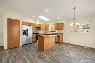 5714 80th Ave NE, Marysville, WA 98270 - Photo 6