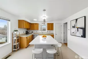 809 NE Perkins St, Coupeville, WA 98239 - Photo 8