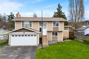 809 NE Perkins St, Coupeville, WA 98239 - Photo 2