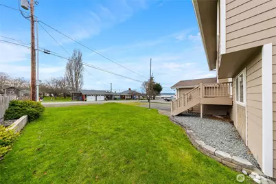 809 NE Perkins Street, Coupeville, WA 98239 - Photo 32