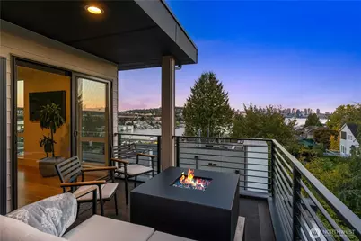 3959 1st Avenue NE #A, Seattle, WA 98105 - Photo 4