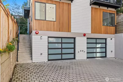 3959 1st Avenue NE #A, Seattle, WA 98105 - Photo 24