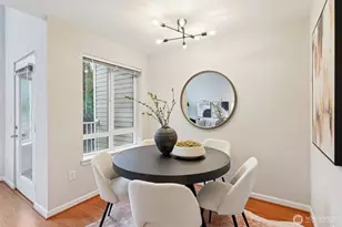 2530 15th Ave W, Seattle, WA 98119 - Photo 8