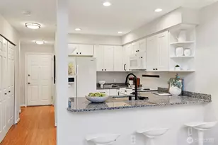 2530 15th Ave W, Seattle, WA 98119 - Photo 10