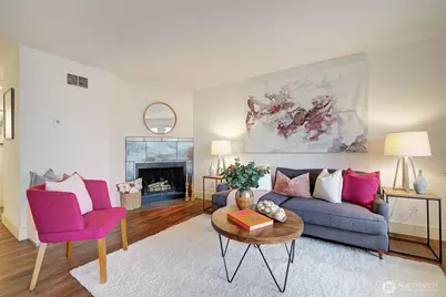 11058 NE 33rd Place #D6, Bellevue, WA 98004 - Photo 4