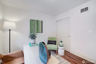 11058 NE 33rd Pl, Bellevue, WA 98004 - Photo 14