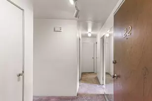 3814 11th Ave W, Seattle, WA 98119 - Photo 2