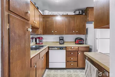 3814 11th Avenue W #22, Seattle, WA 98119 - Photo 12