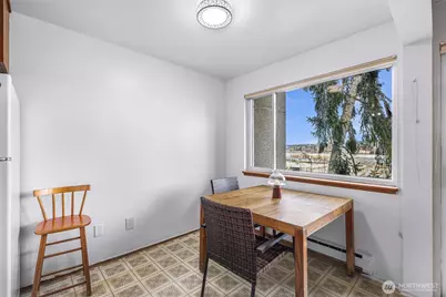 3814 11th Avenue W #22, Seattle, WA 98119 - Photo 8