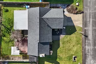 922 130th St E, Tacoma, WA 98445 - Photo 32