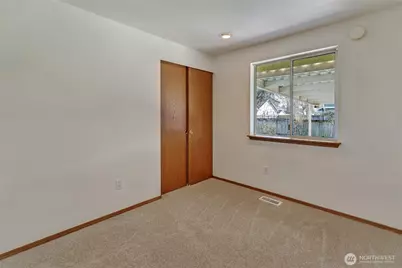922 130th Street E, Tacoma, WA 98445 - Photo 18